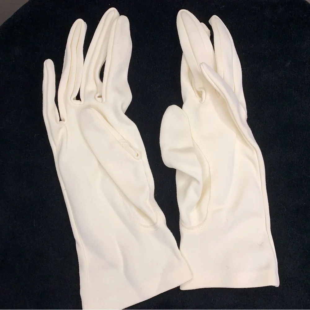 Vintage Small Ivory White Gloves Embroidered Floral Trim Pinup Retro Rockabilly